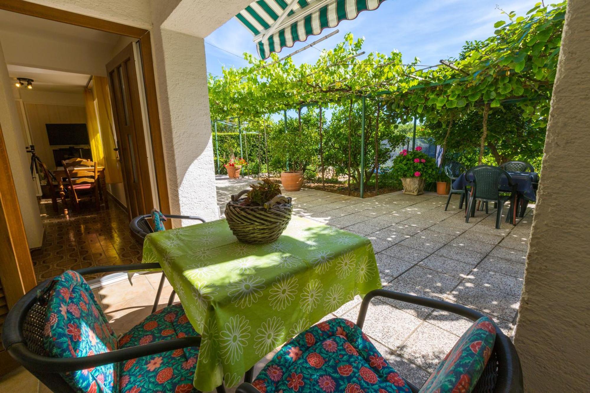Nella. Appartement Crikvenica Buitenkant foto