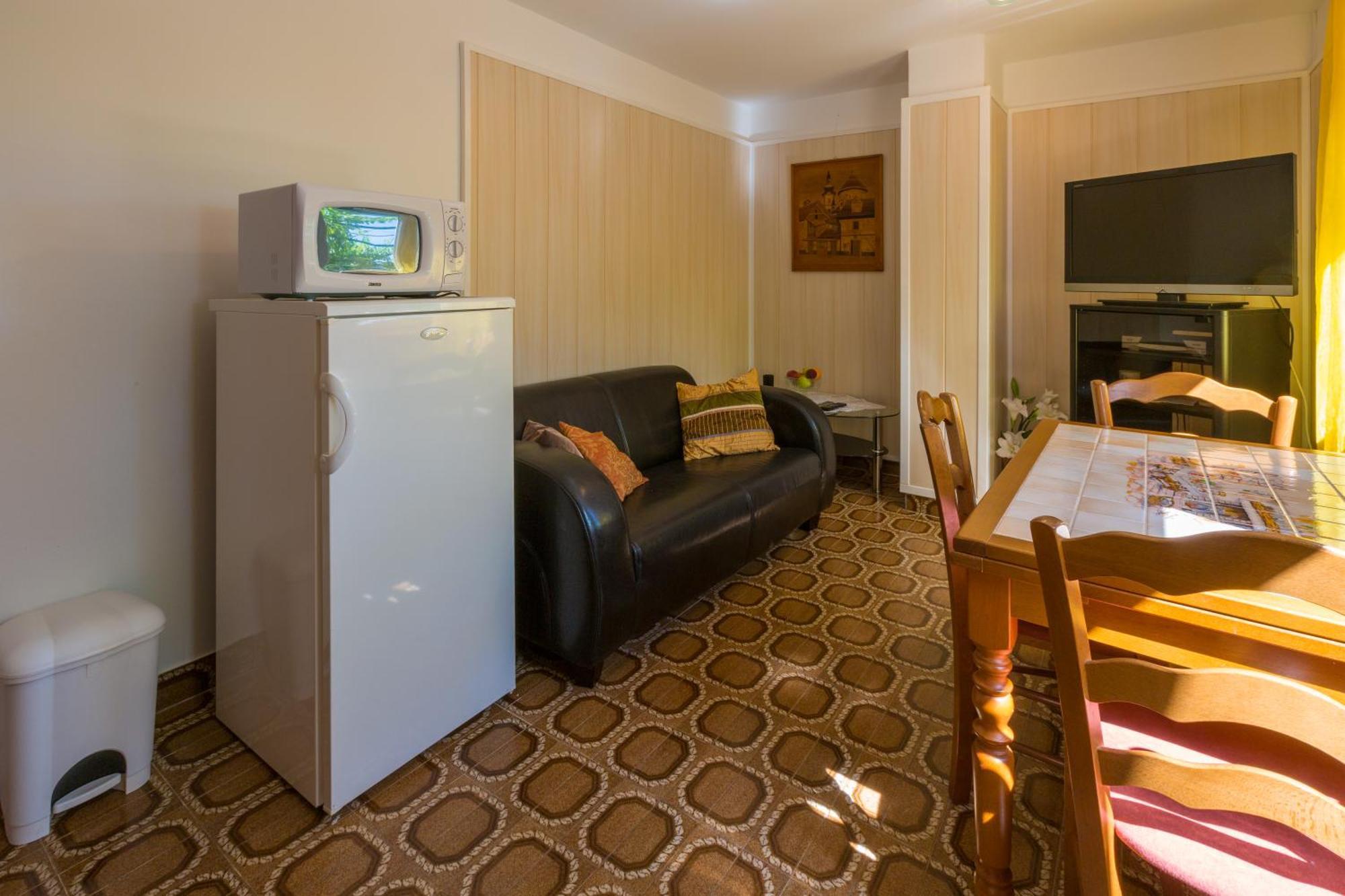 Nella. Appartement Crikvenica Buitenkant foto