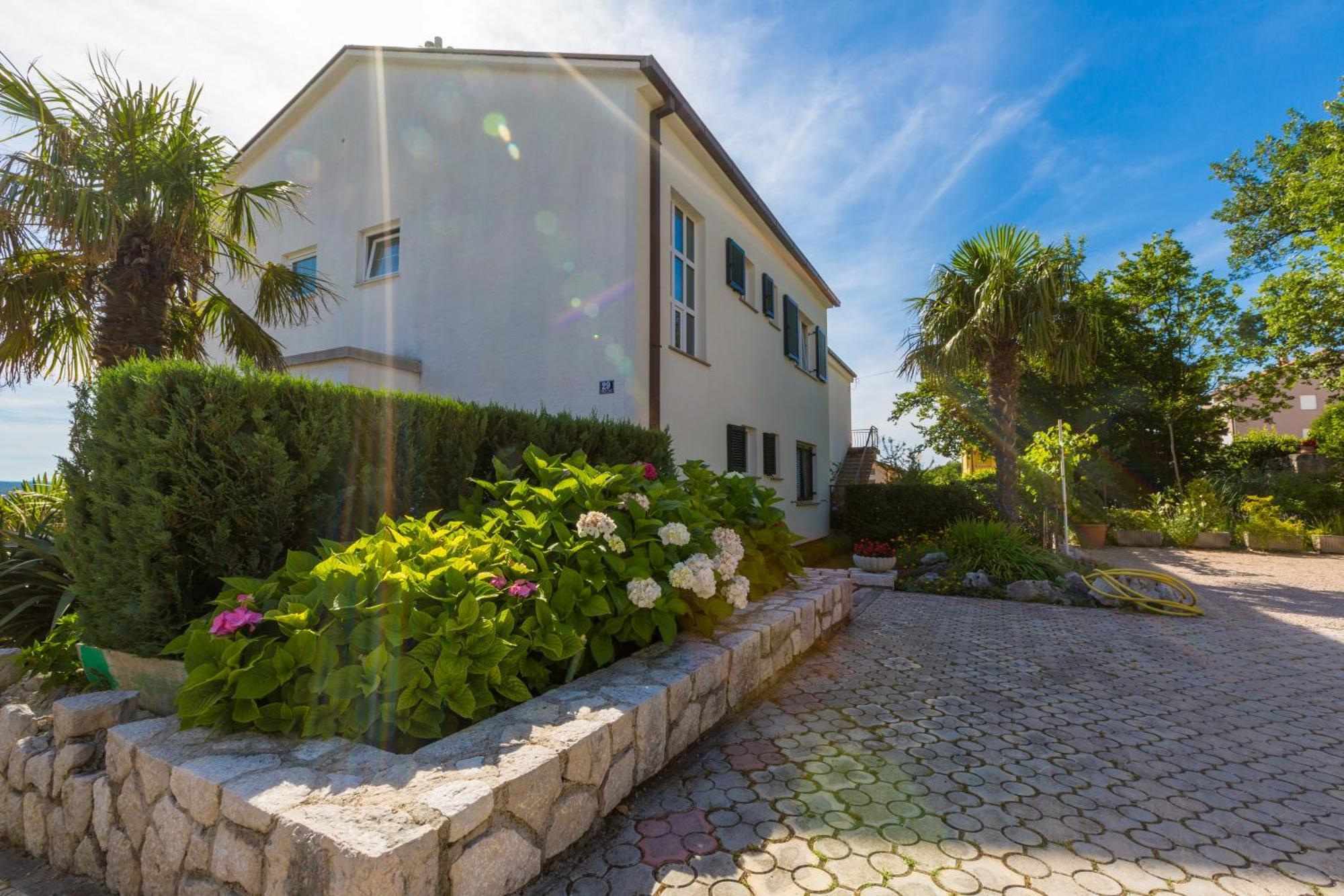 Nella. Appartement Crikvenica Buitenkant foto