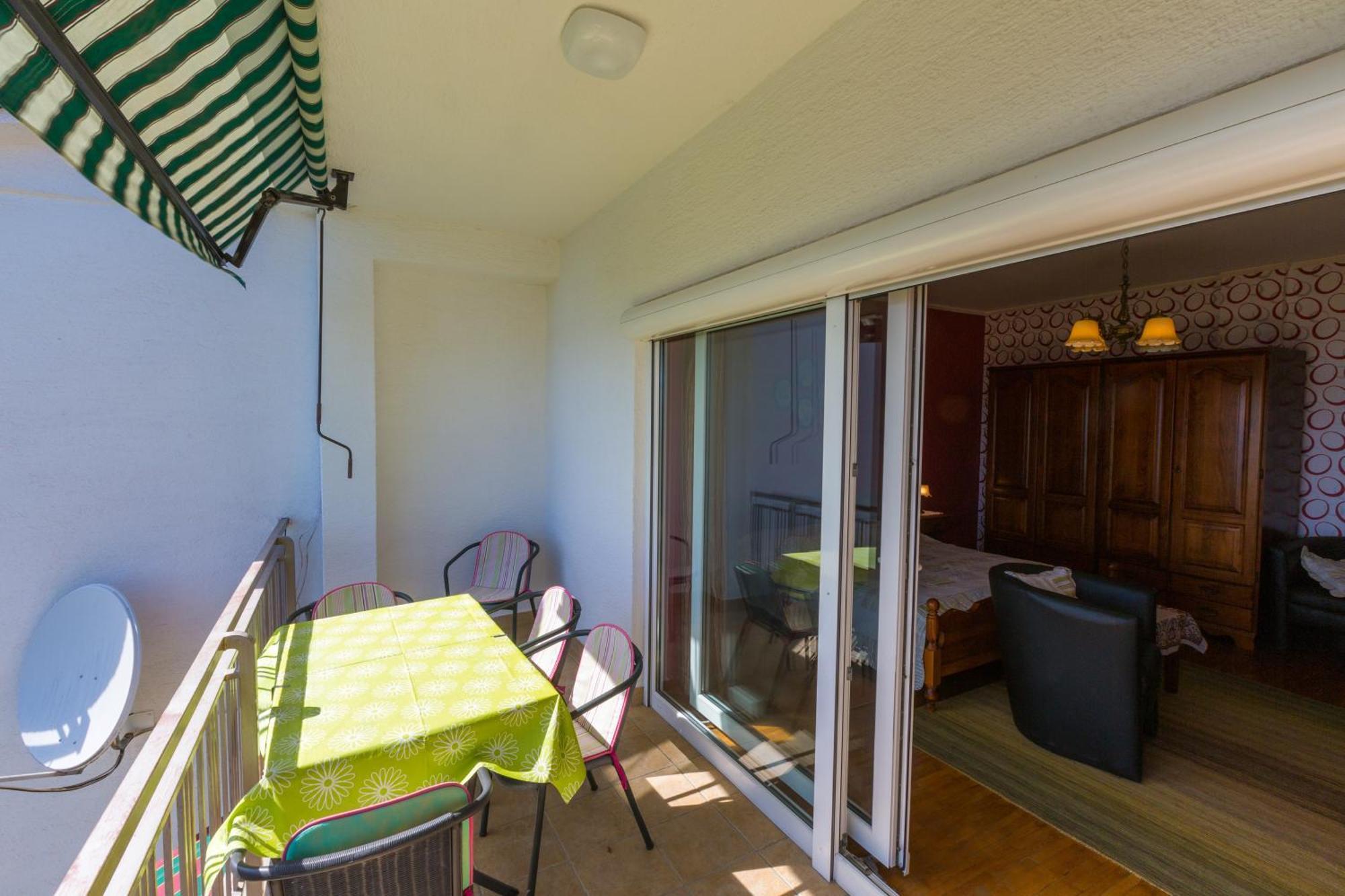 Nella. Appartement Crikvenica Buitenkant foto